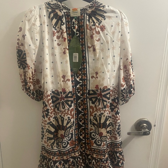 Farm Rio Flower Fan Tapestry Off-White Mini Dress - Picture 11 of 11